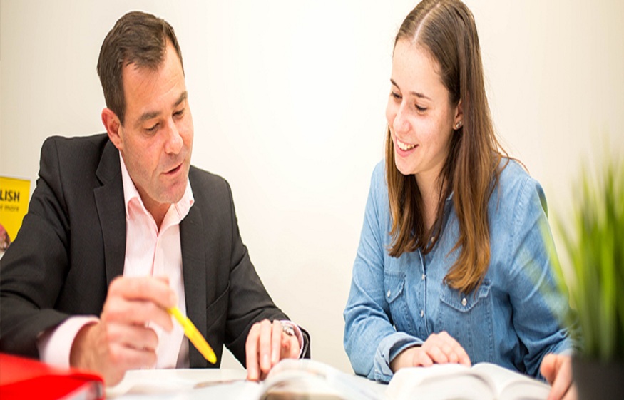 Discover English courses focused